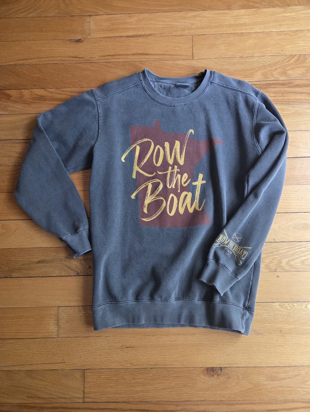 U Of Minnesota Row the Boat Graphic Sweatshirt Comfort Colors Womens Small